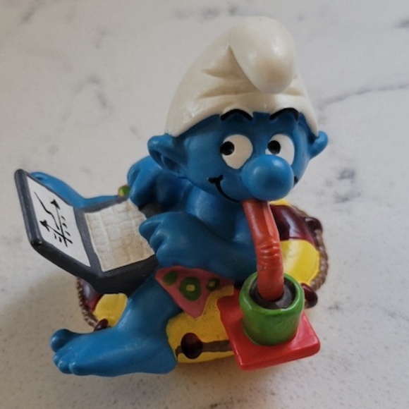 Set of Three (3) Vintage Smurf Figurines - Picture 9 of 11